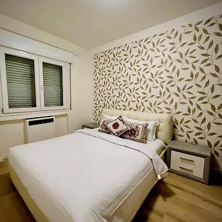 Blue Deluxe Venice Gasthof *