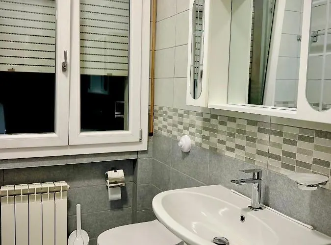 Blue Deluxe Venice بيت ضيافة ميستر