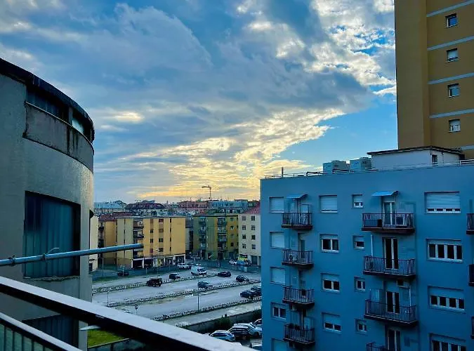 بيت ضيافة Blue Deluxe Venice ميستر