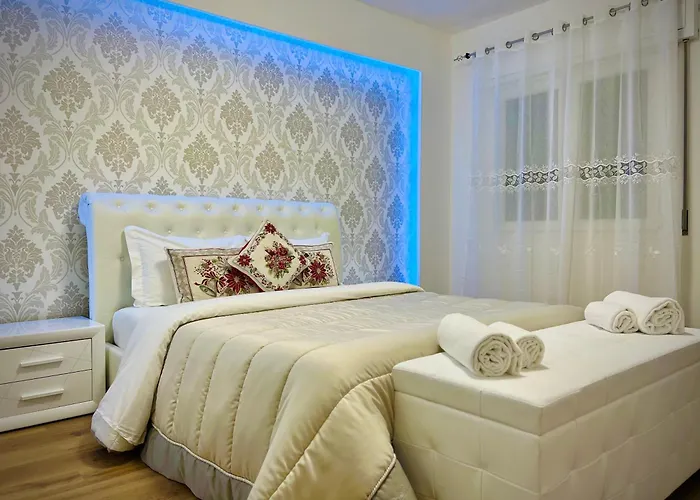 Blue Deluxe Venice *